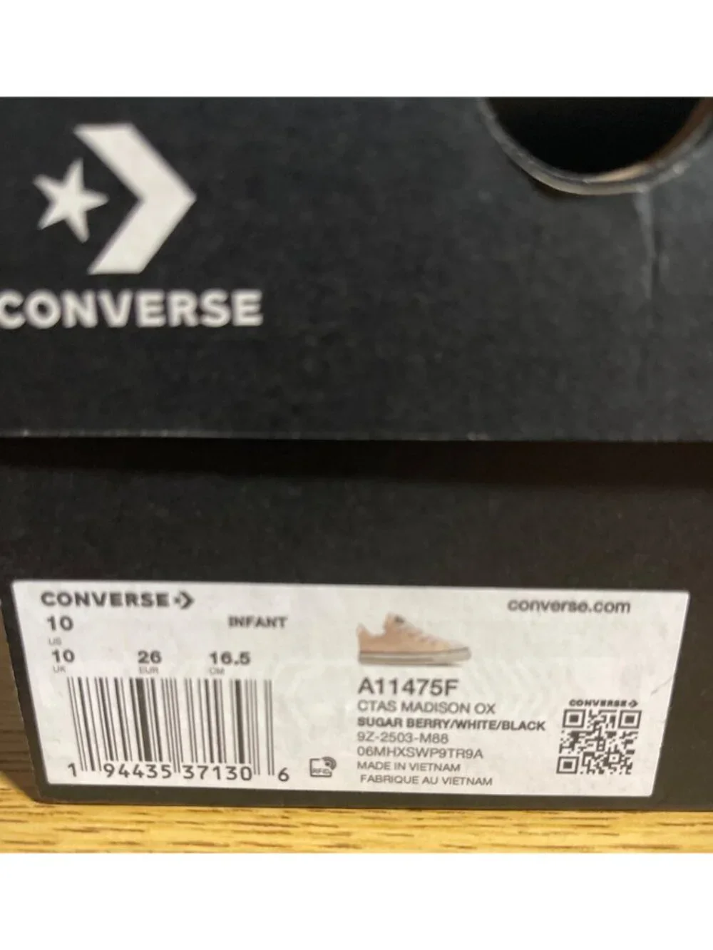 Converse Kids CTAS Madison Ox Sneakers Sugar Berry Pink  Size 10